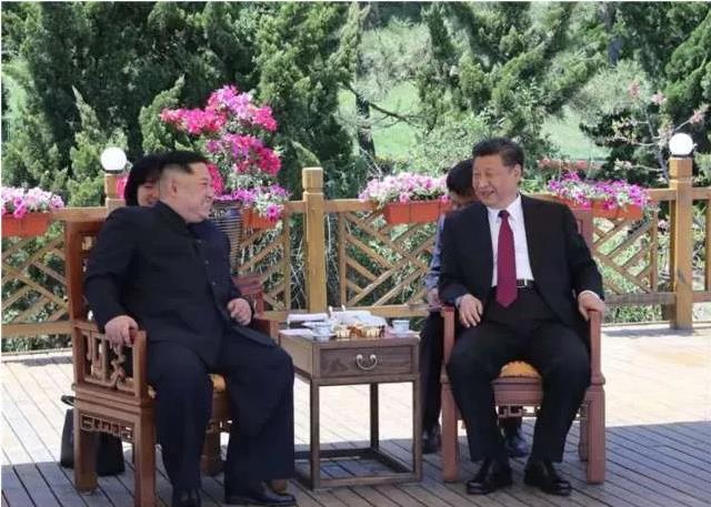 思想會(huì)客室-習(xí)近平同朝鮮勞動(dòng)黨委員長(zhǎng)金正恩在大連舉行會(huì)晤