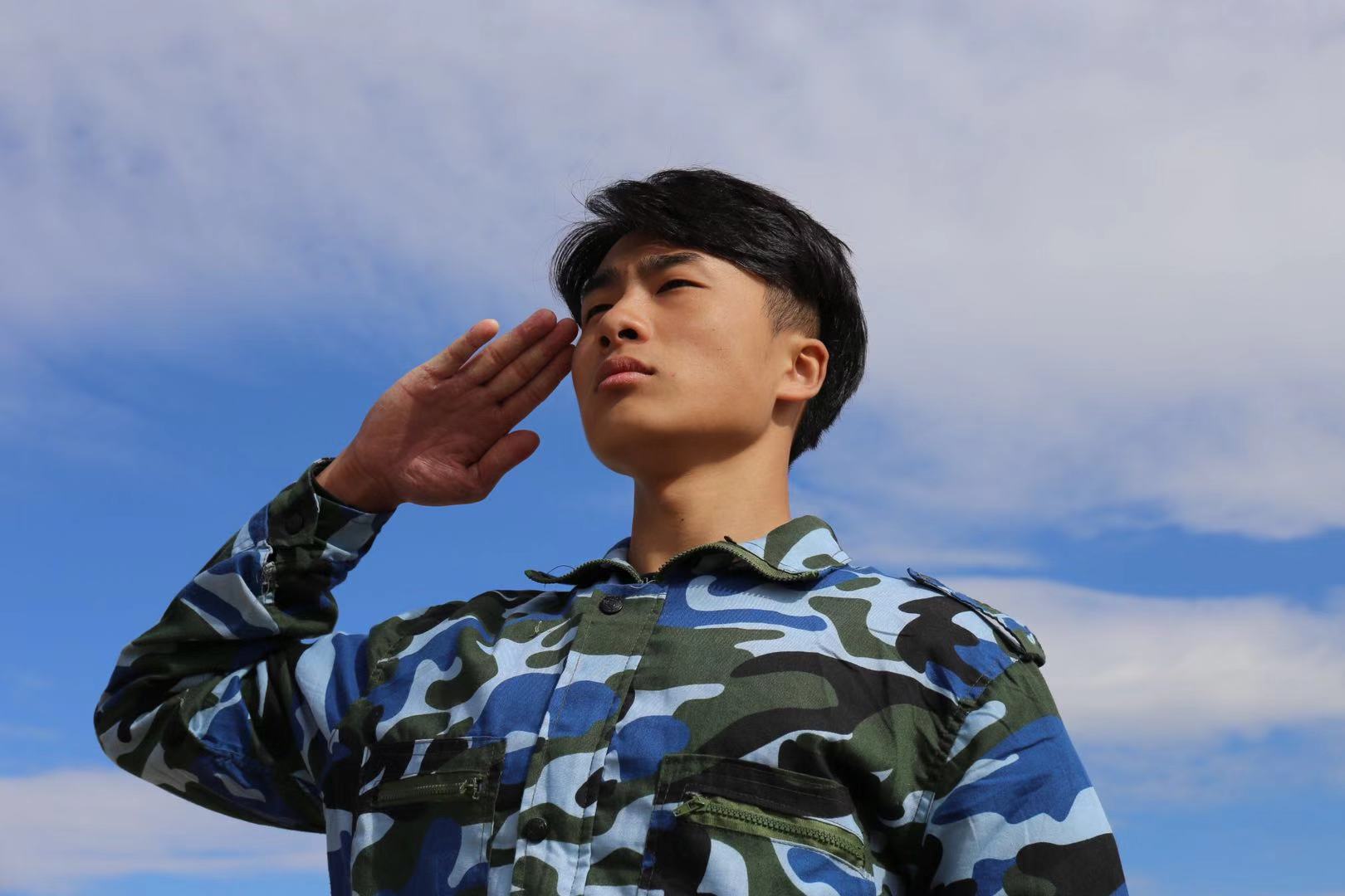 迷彩軍訓 激揚青春