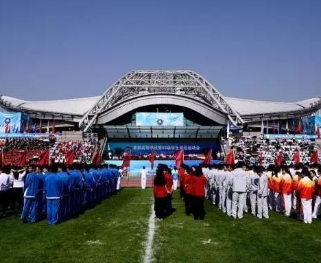 青春力量 | 學(xué)院師生參加首都高校第55屆大學(xué)生田徑運(yùn)動(dòng)會(huì)拿下5個(gè)獎(jiǎng)！