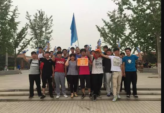 奔跑吧，新生！素質(zhì)拓展，激情上演！