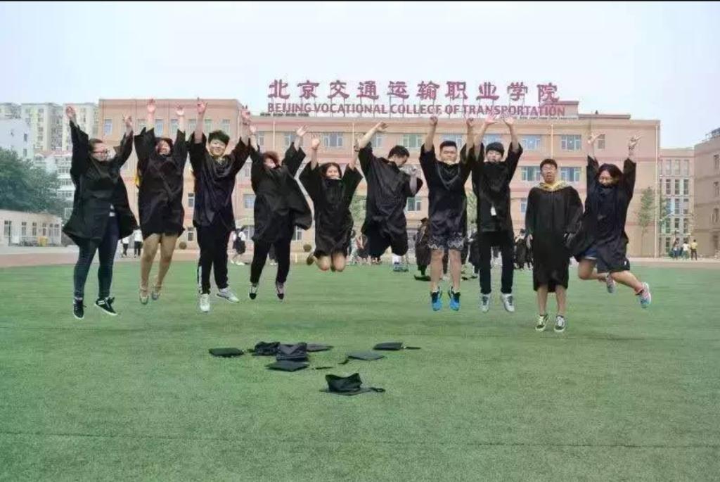 2015屆最美畢業(yè)生：由你做主