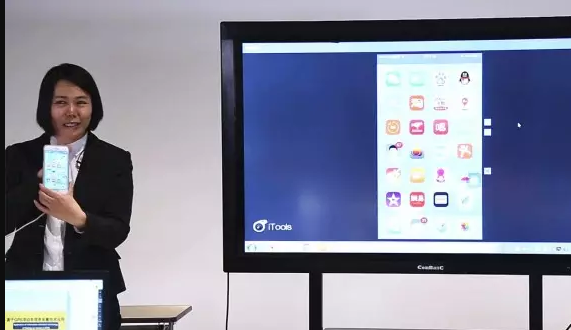 首賽告捷！學(xué)院武雪梅老師斬獲高職院校信息化教學(xué)大賽北京市一等獎(jiǎng)、全國(guó)高職組一等獎(jiǎng)！