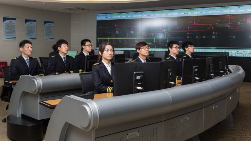 特別關(guān)注 | 教育部長(zhǎng)陳寶生在《人民日?qǐng)?bào)》撰文提出，大力培養(yǎng)和造就黃大年式優(yōu)秀教師！