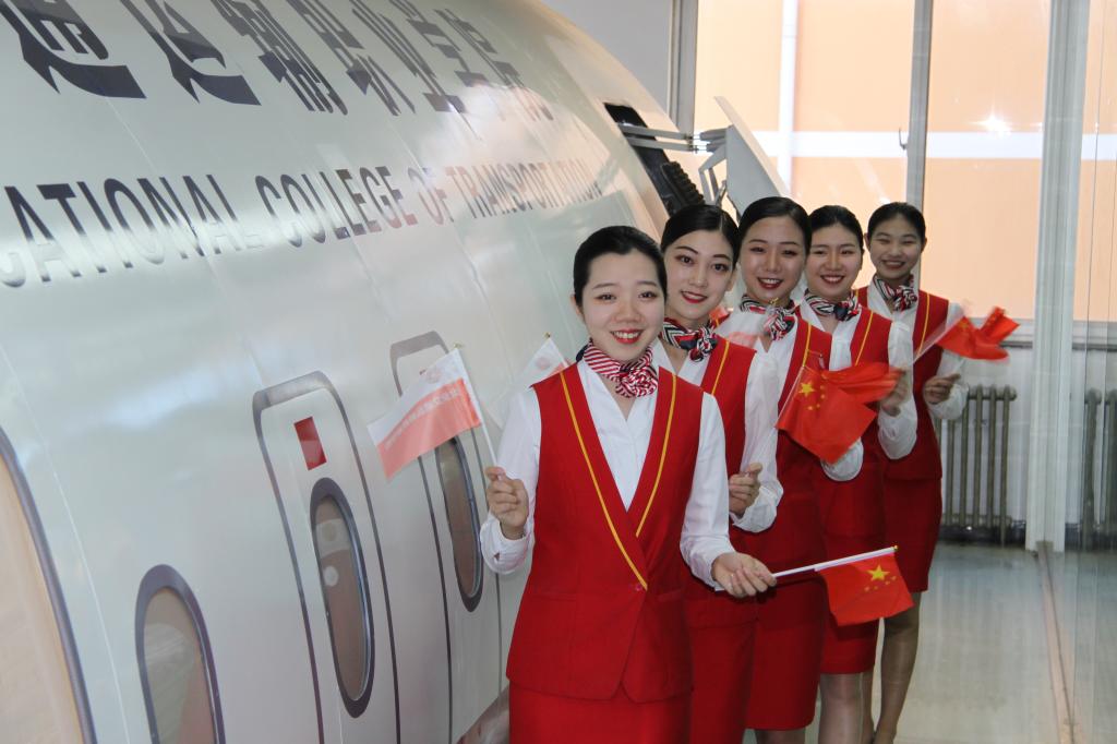 青春就要為祖國歌唱，我們都是追夢人！