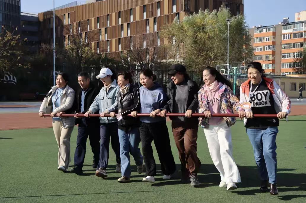 告別“嚴肅臉”，運動場上的他們活力爆棚！